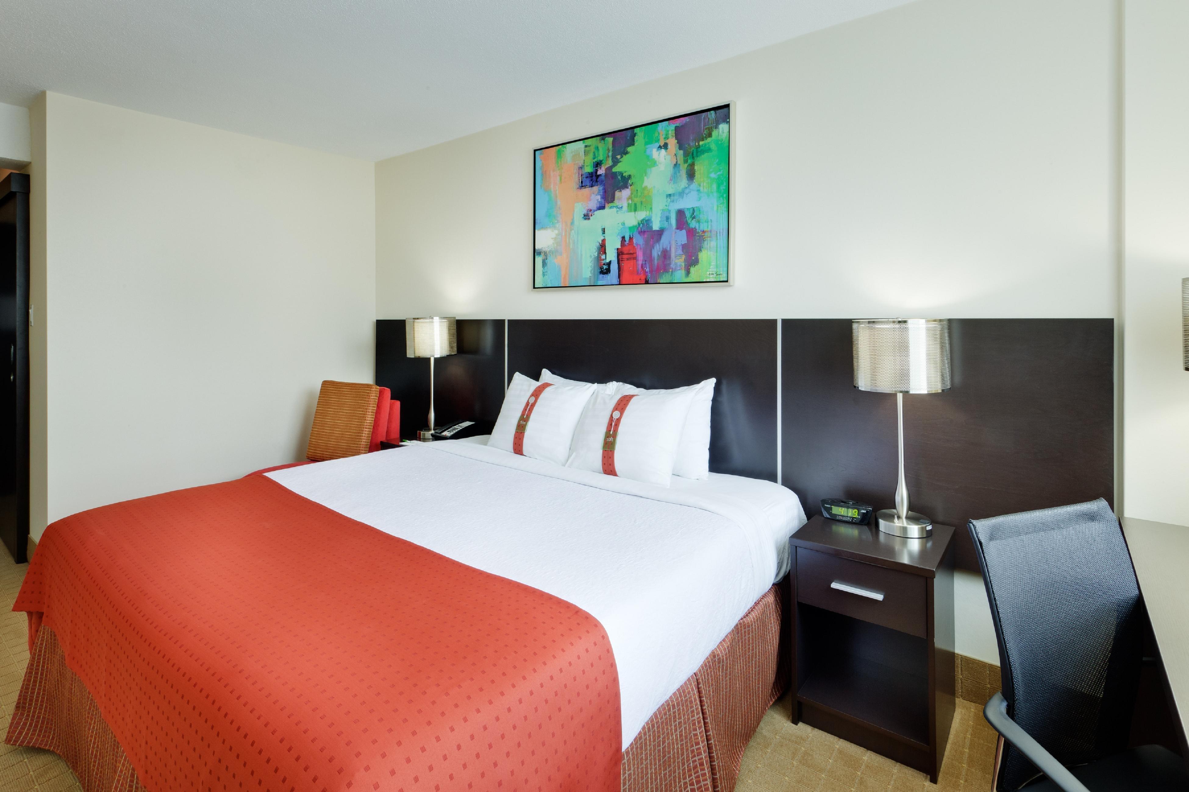 Holiday Inn Toronto Downtown Centre By Ihg Exterior photo