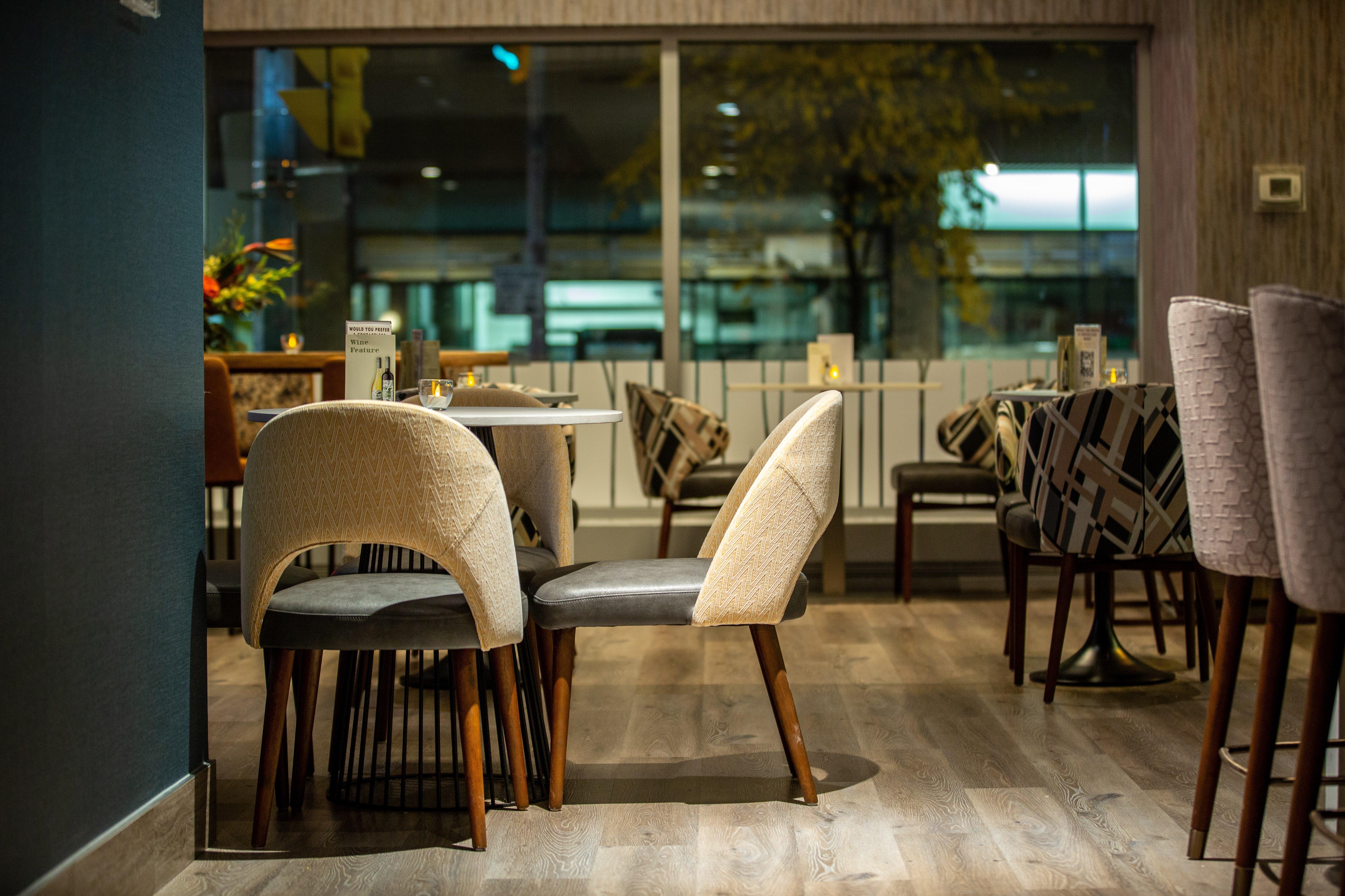 Holiday Inn Toronto Downtown Centre By Ihg Exterior photo