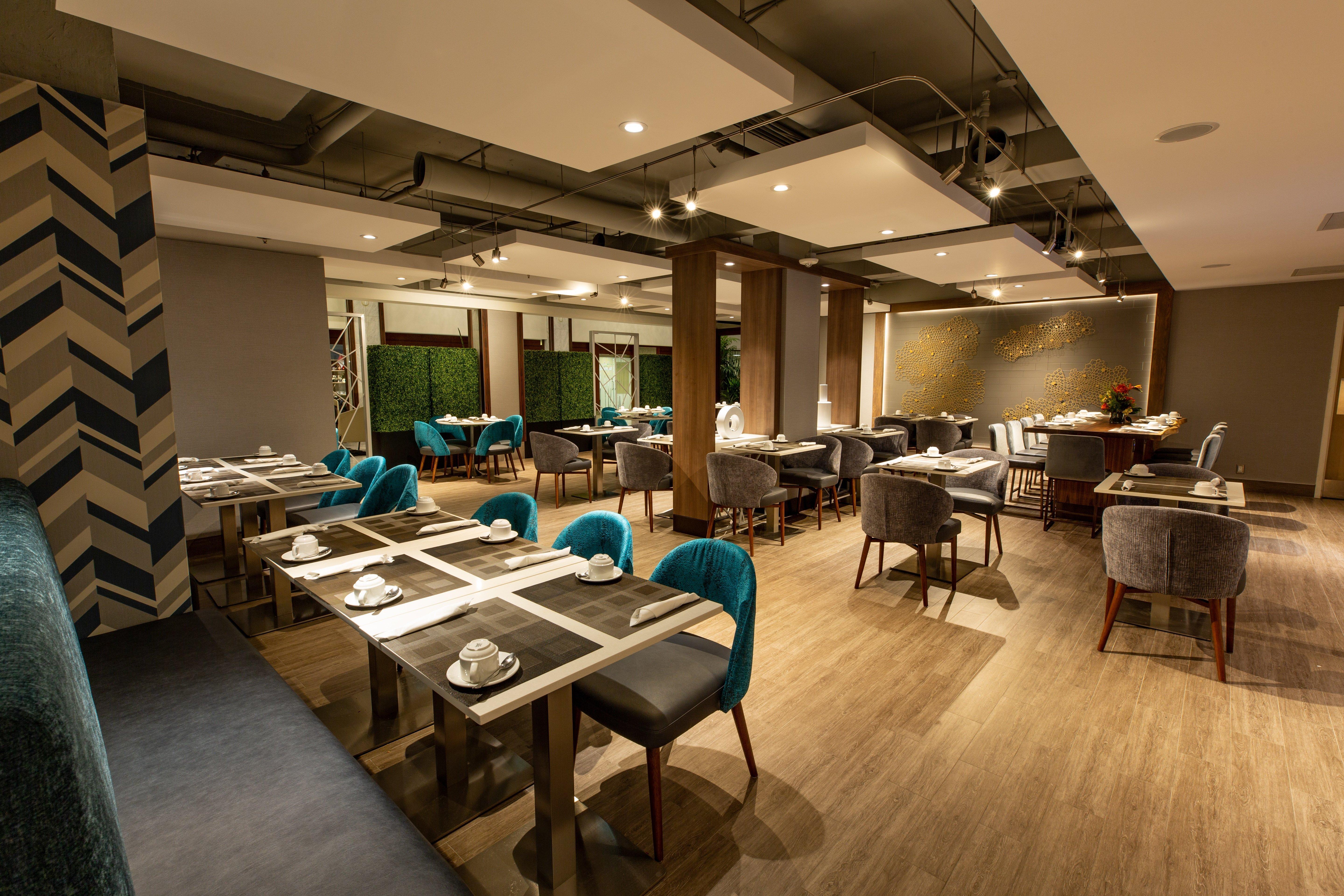 Holiday Inn Toronto Downtown Centre By Ihg Exterior photo